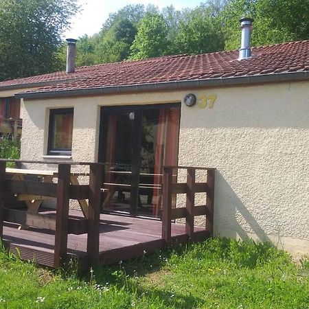 Bungalows Du Lac De Rabais Virton Esterno foto